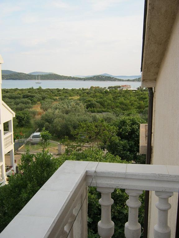Apartments Nestor Трибунь Экстерьер фото